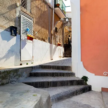 - Casa Barbera A Positano
